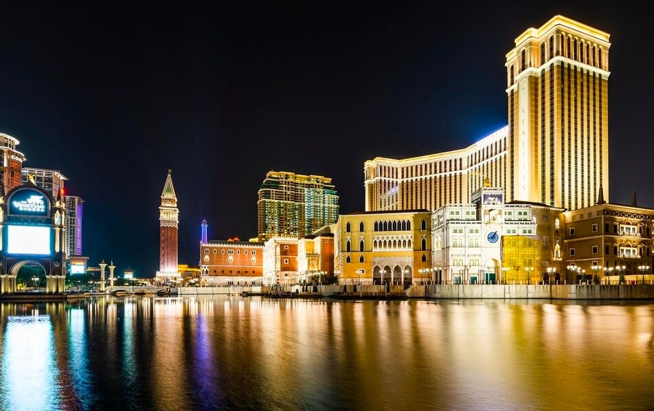 Macau revenue growth lifts outlook for Las Vegas Sands